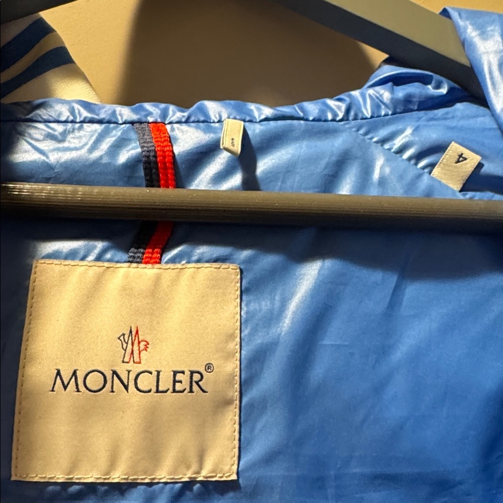 Moncler Shiny Blue Puffer vest - Picture 4 of 4